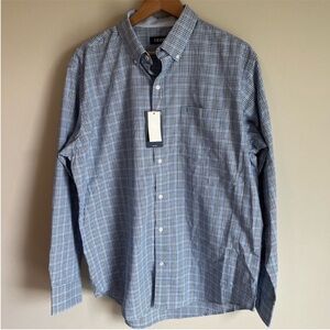 Izod NWT Button Up Long Sleeve Shirt with Pocket Medieval Blue Plaid Size Large